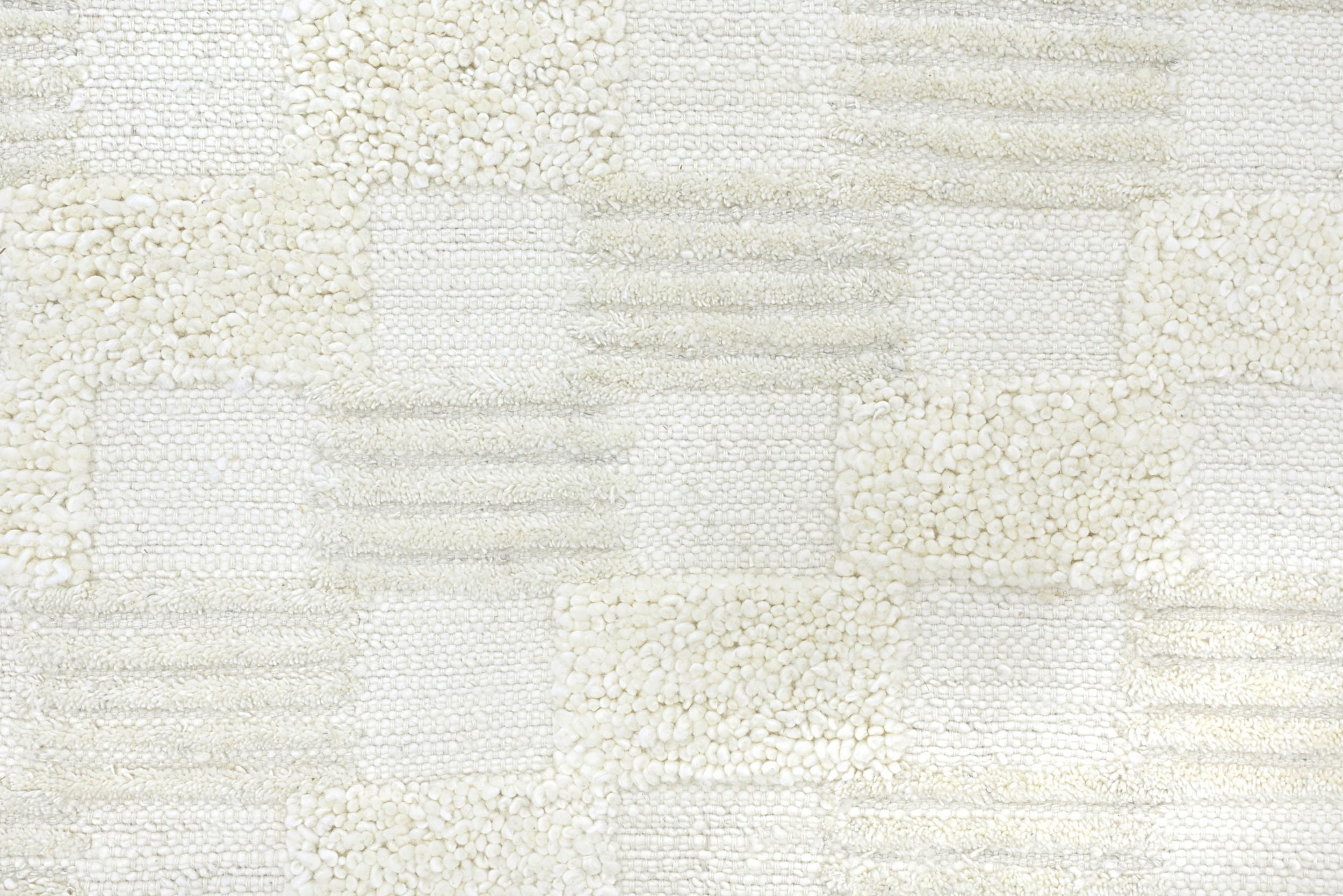 #color_Ivory