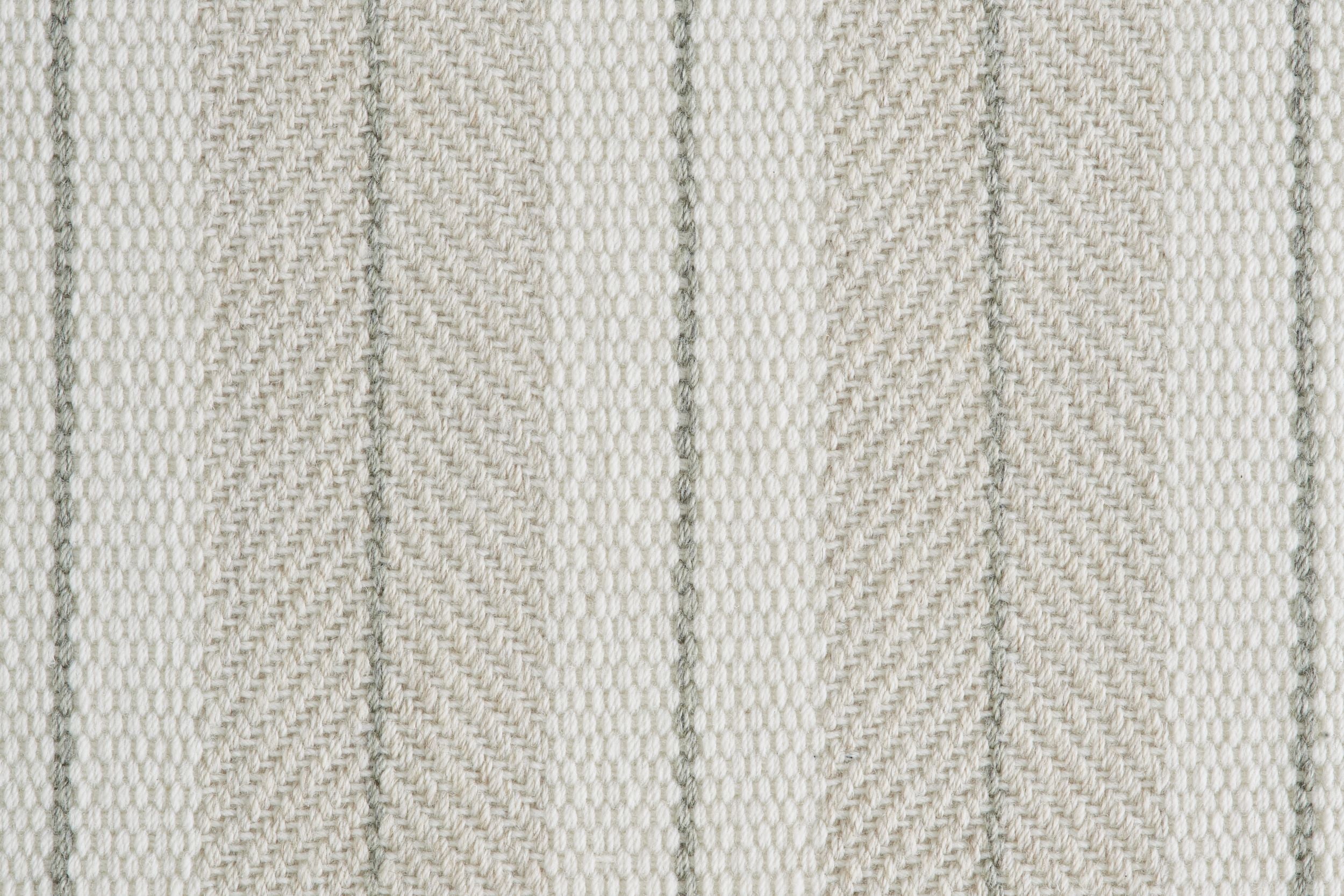 #color_Khaki