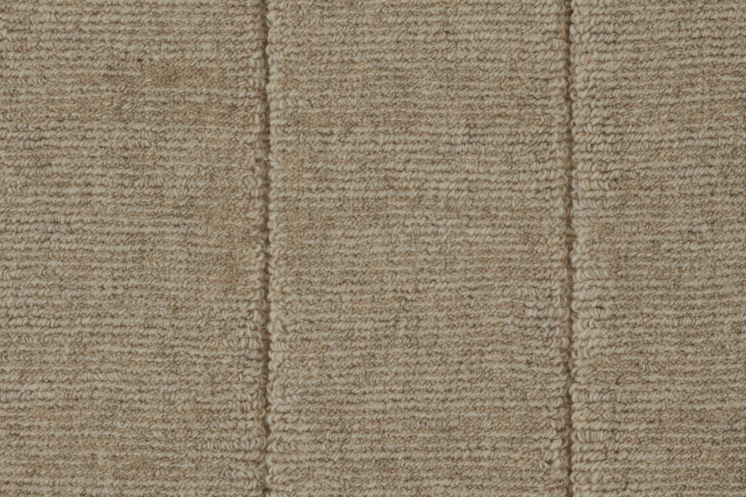 #color_Khaki