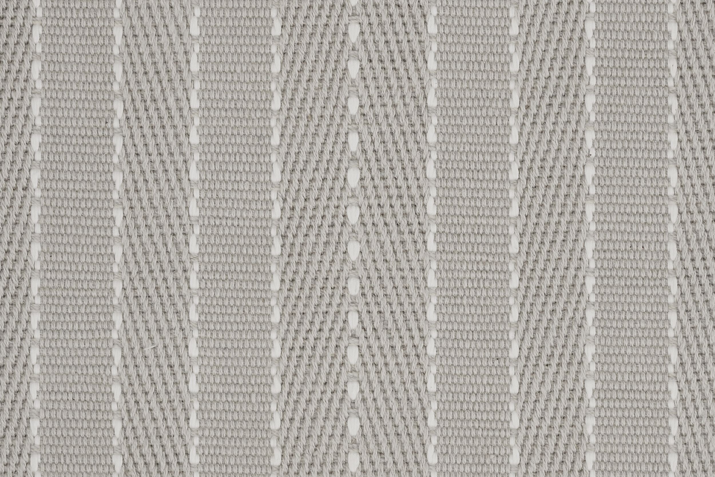 #color_Taupe