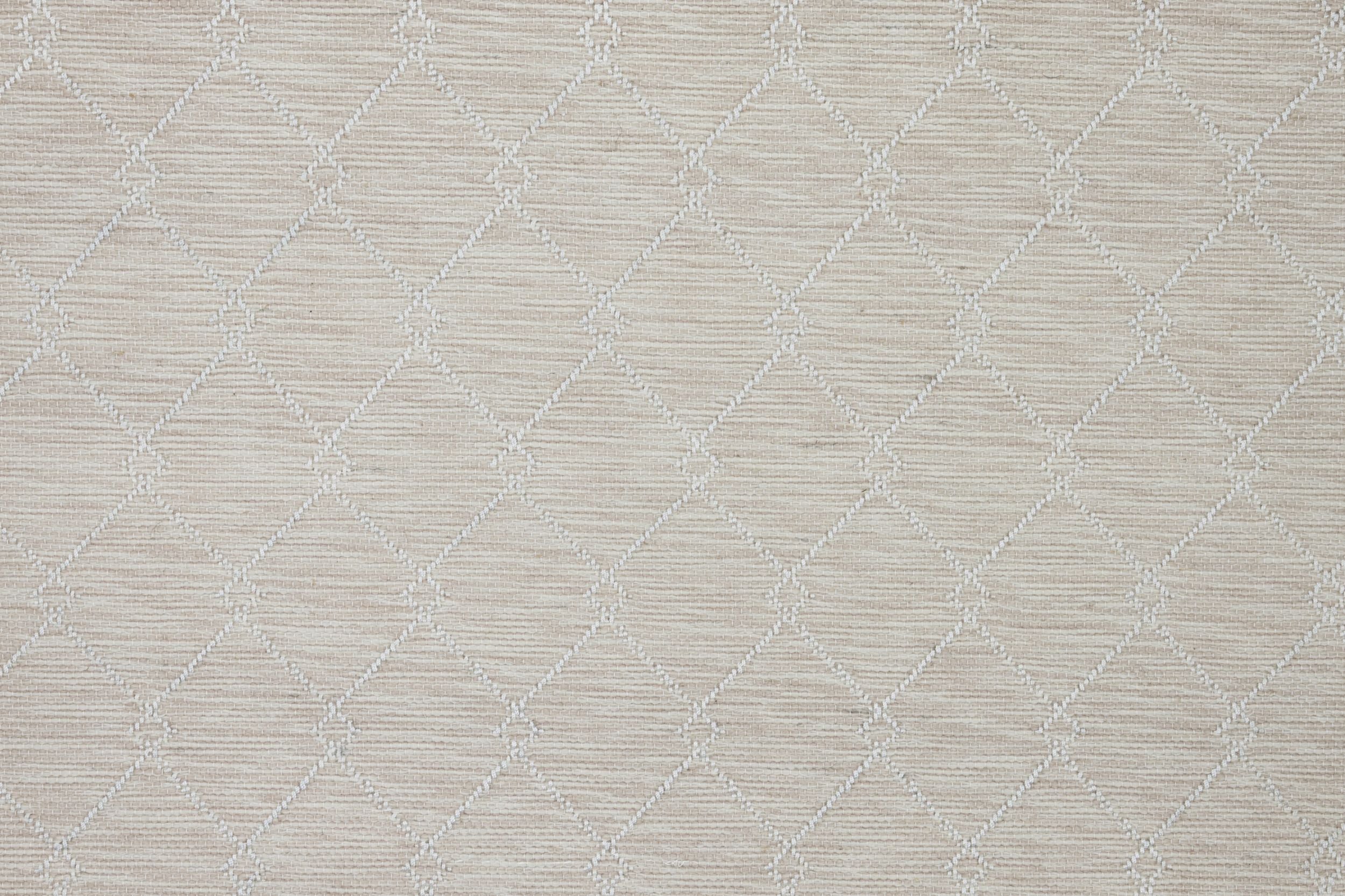 #color_Alabaster