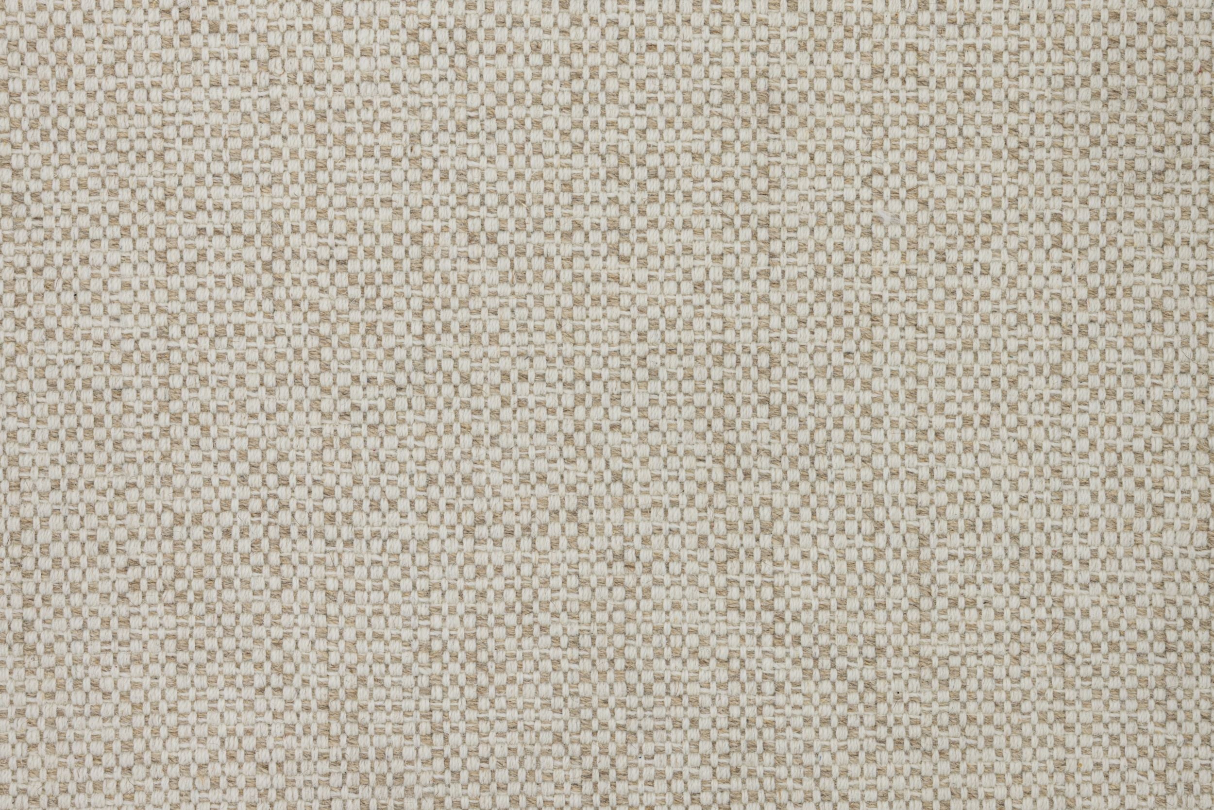#color_Khaki