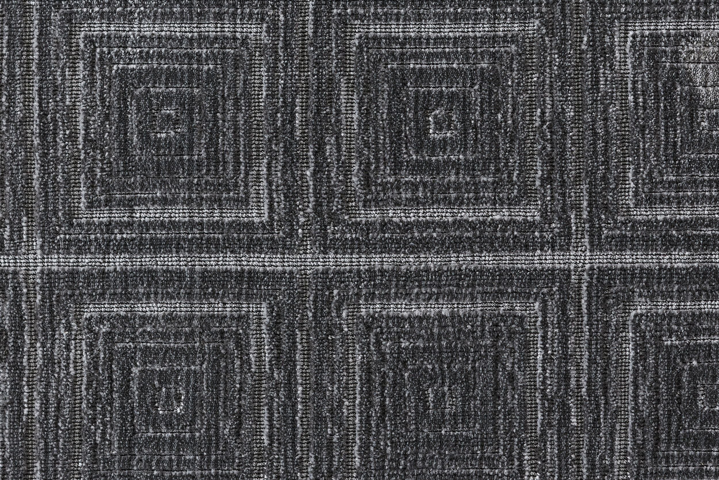 #color_Charcoal