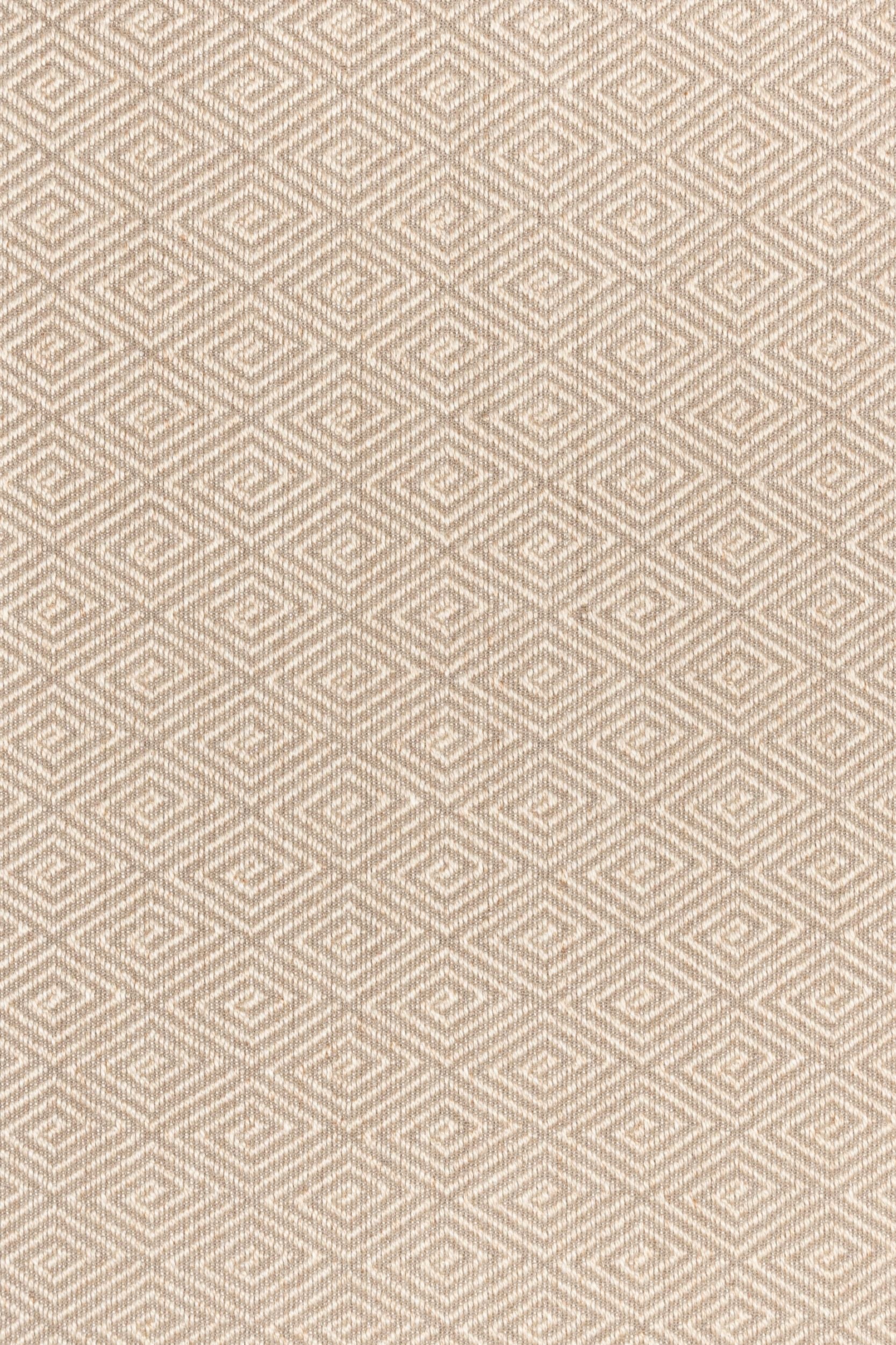 #color_Ivory