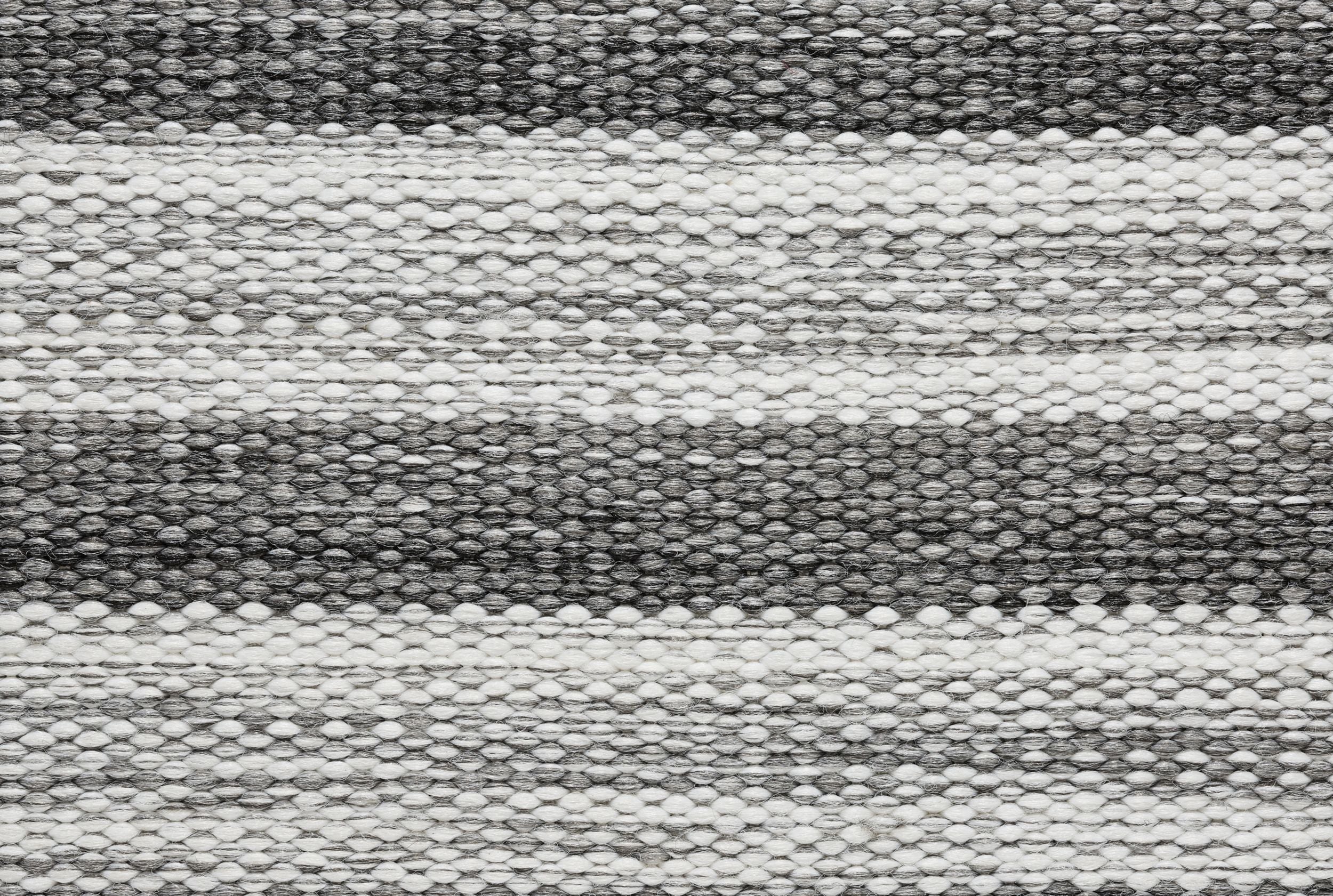 #color_Gunmetal