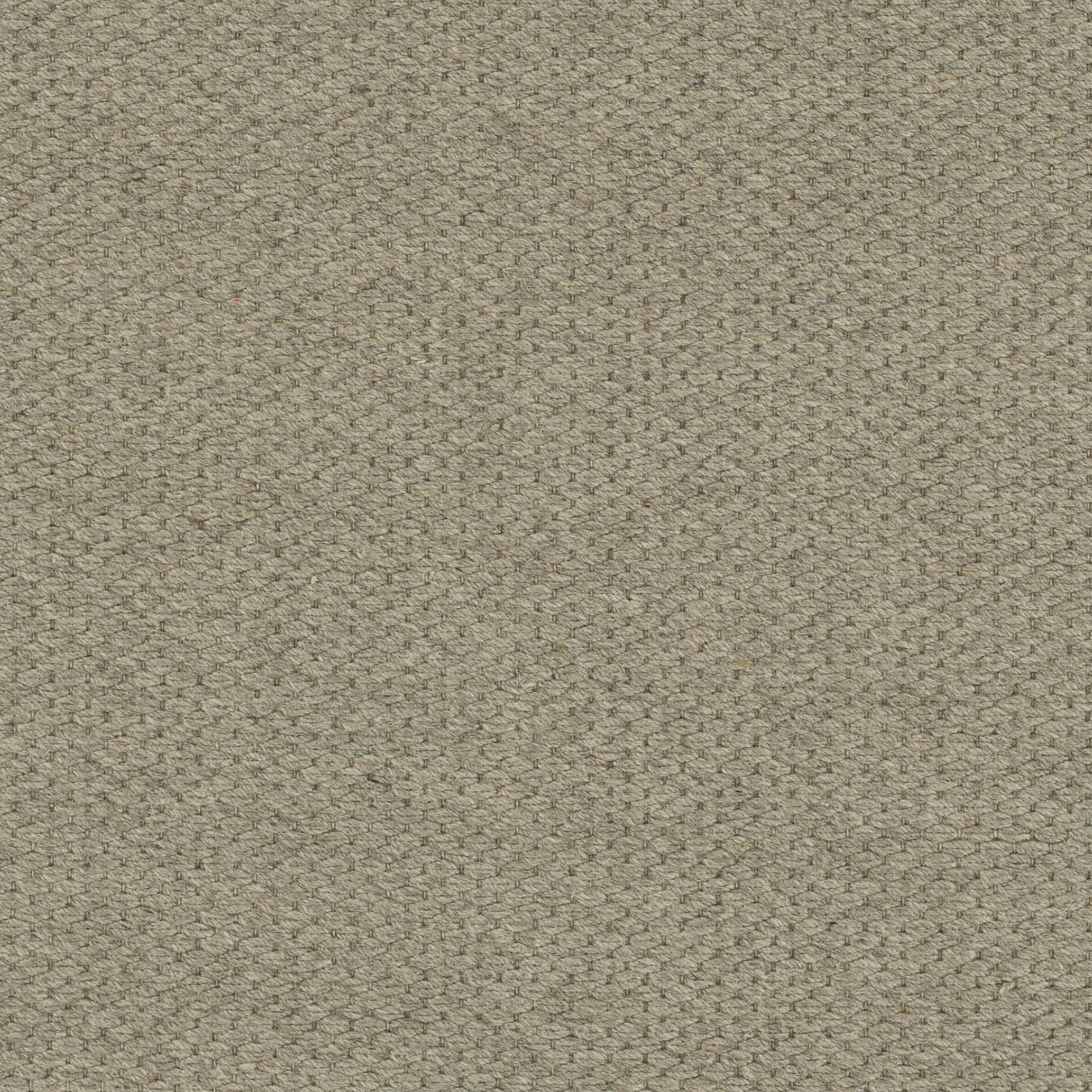#color_Taupe