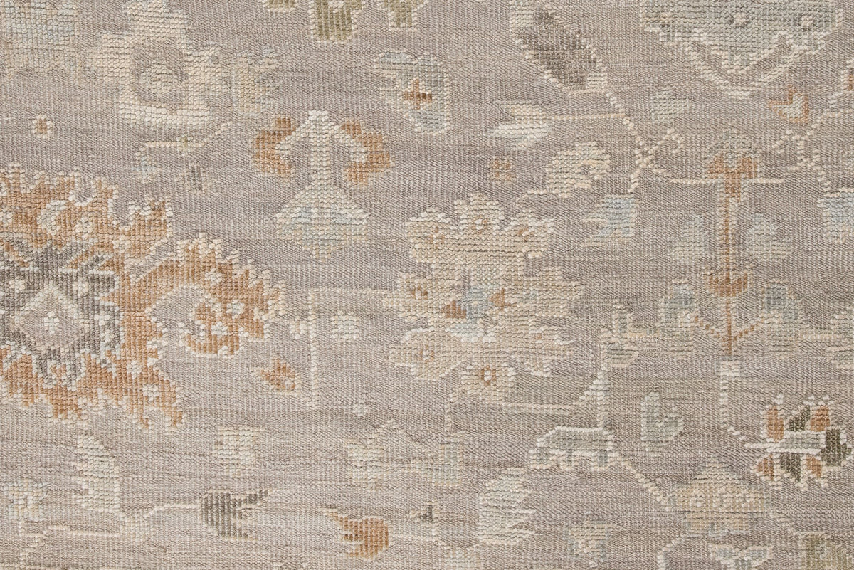 #color_Taupe