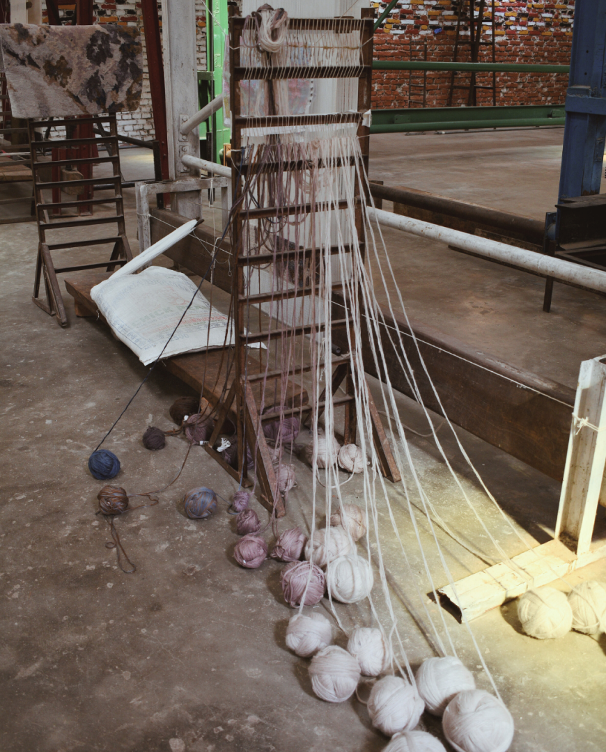 Multicolored yarns