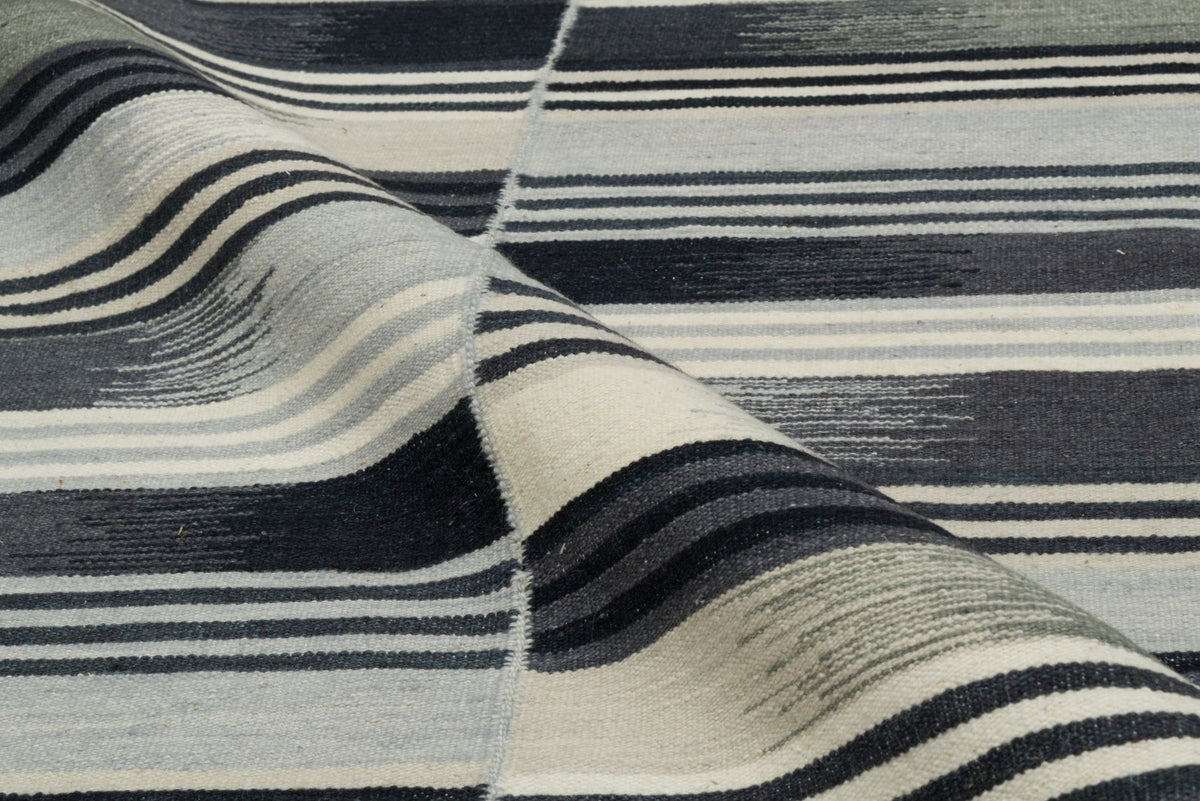 #color_Charcoal