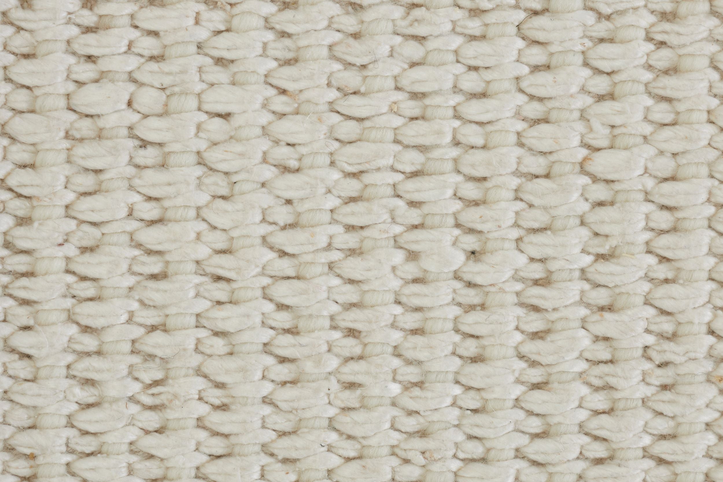 #color_Ivory