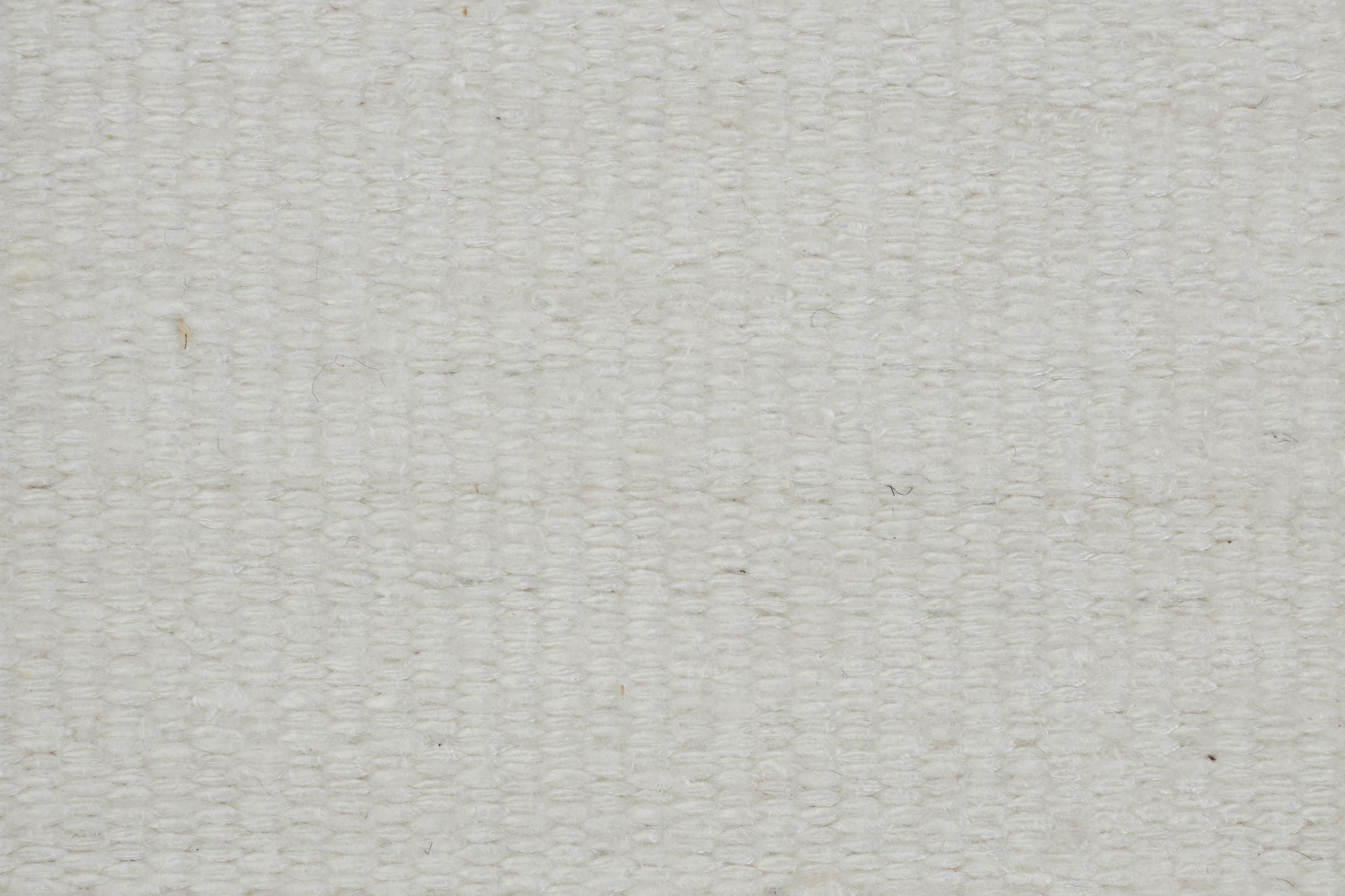 #color_Ivory