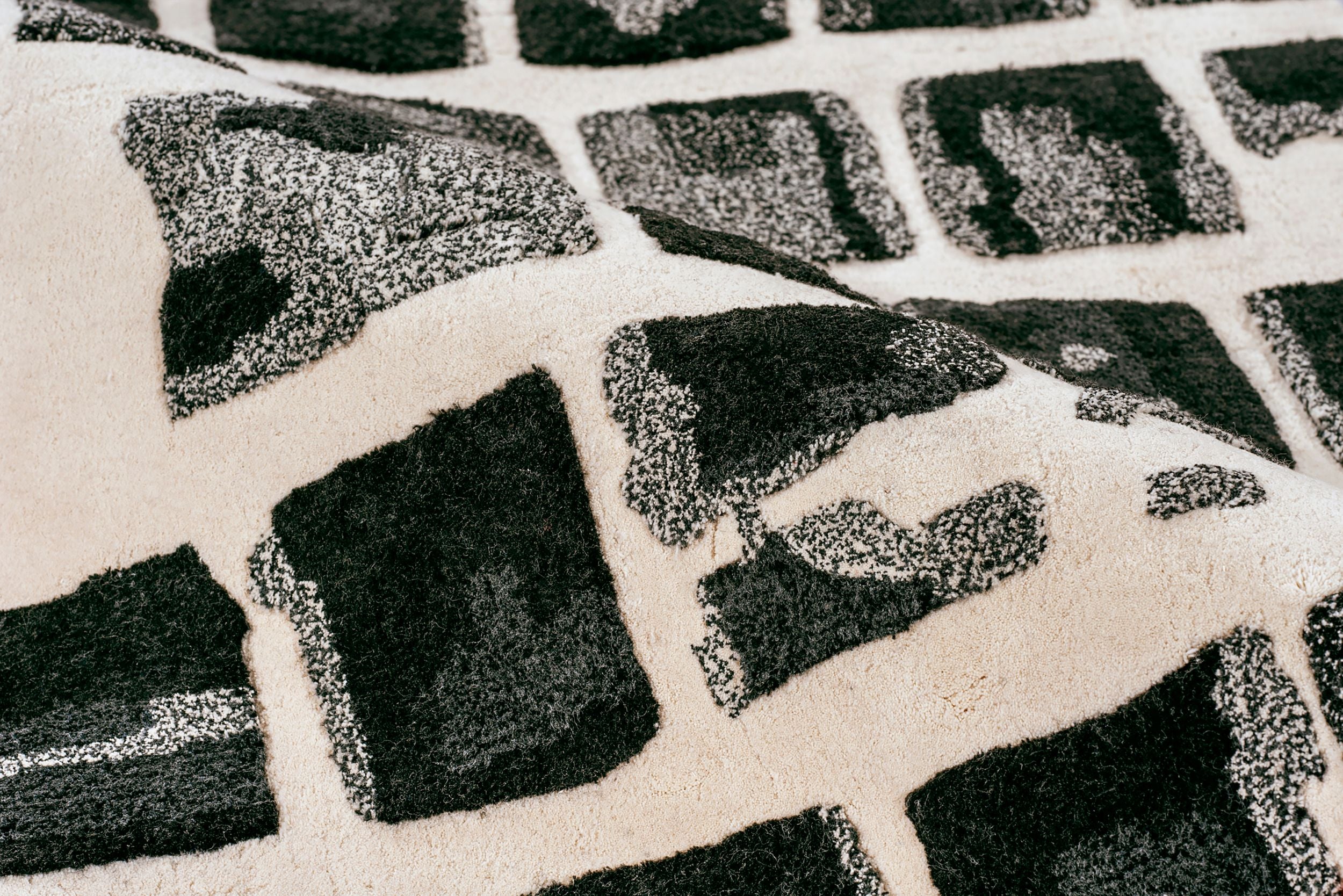#color_Charcoal