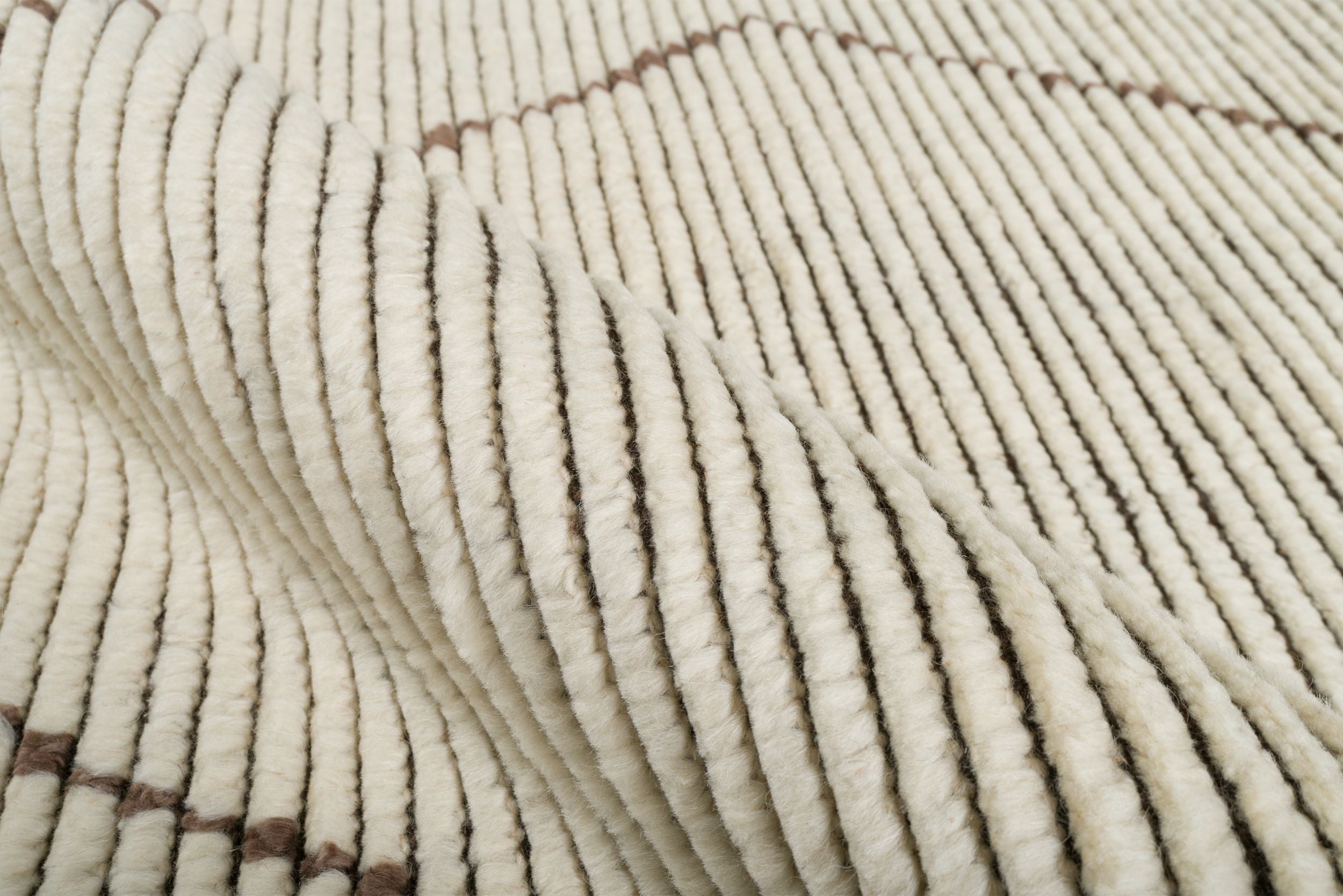 #color_White / Brown