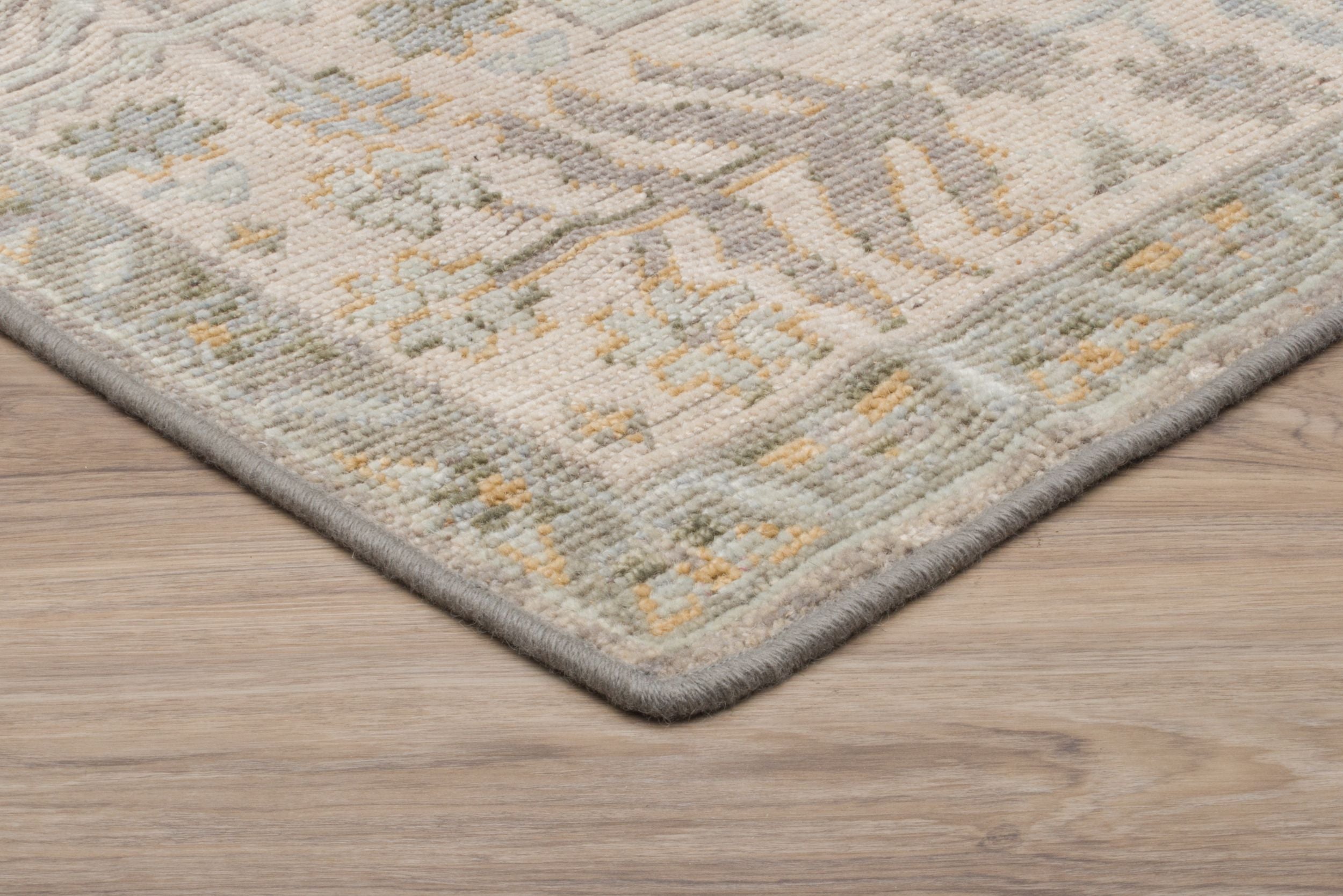 #color_Dark Grey / Light Grey