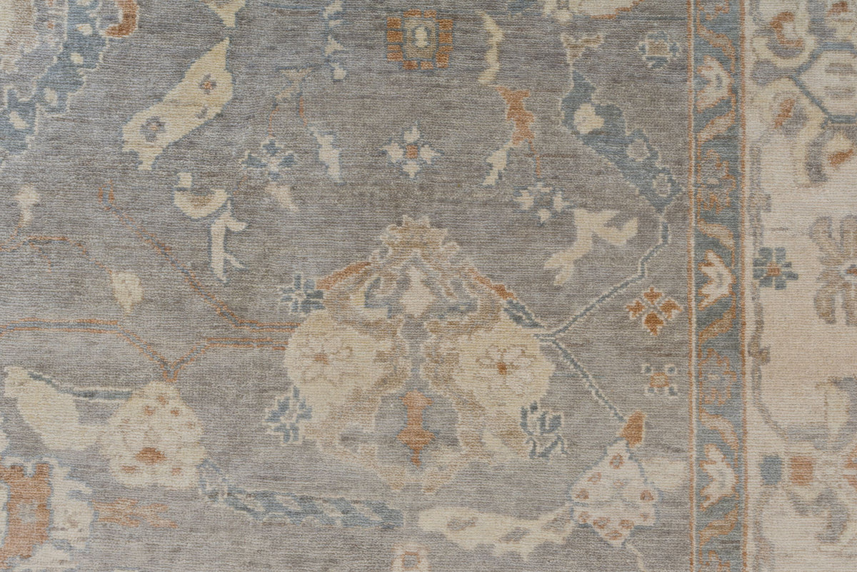 #color_Taupe
