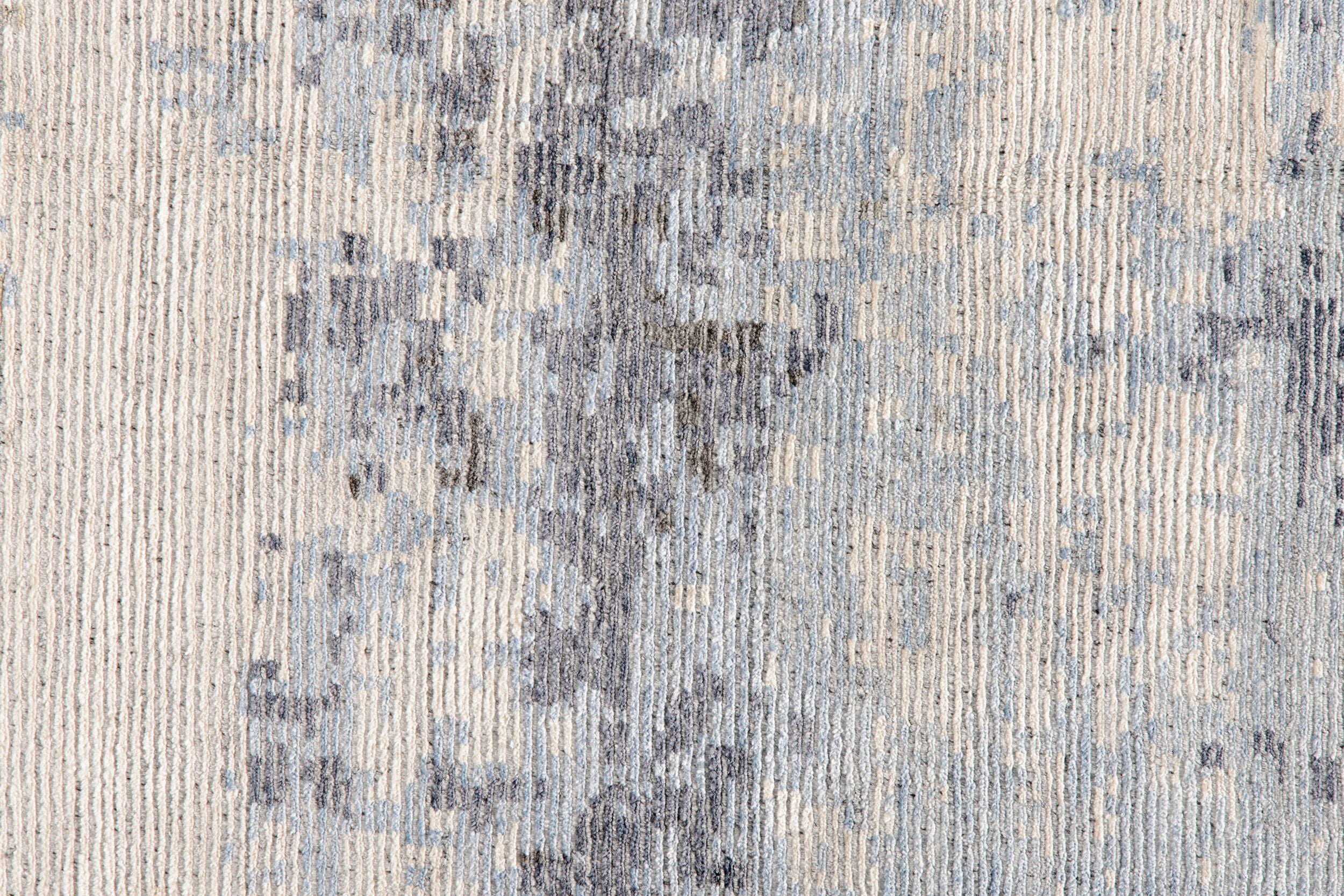 #color_Silver / Blue