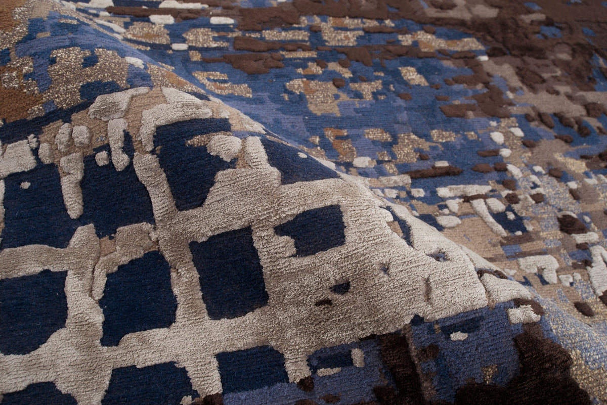 #color_Blue / Charcoal