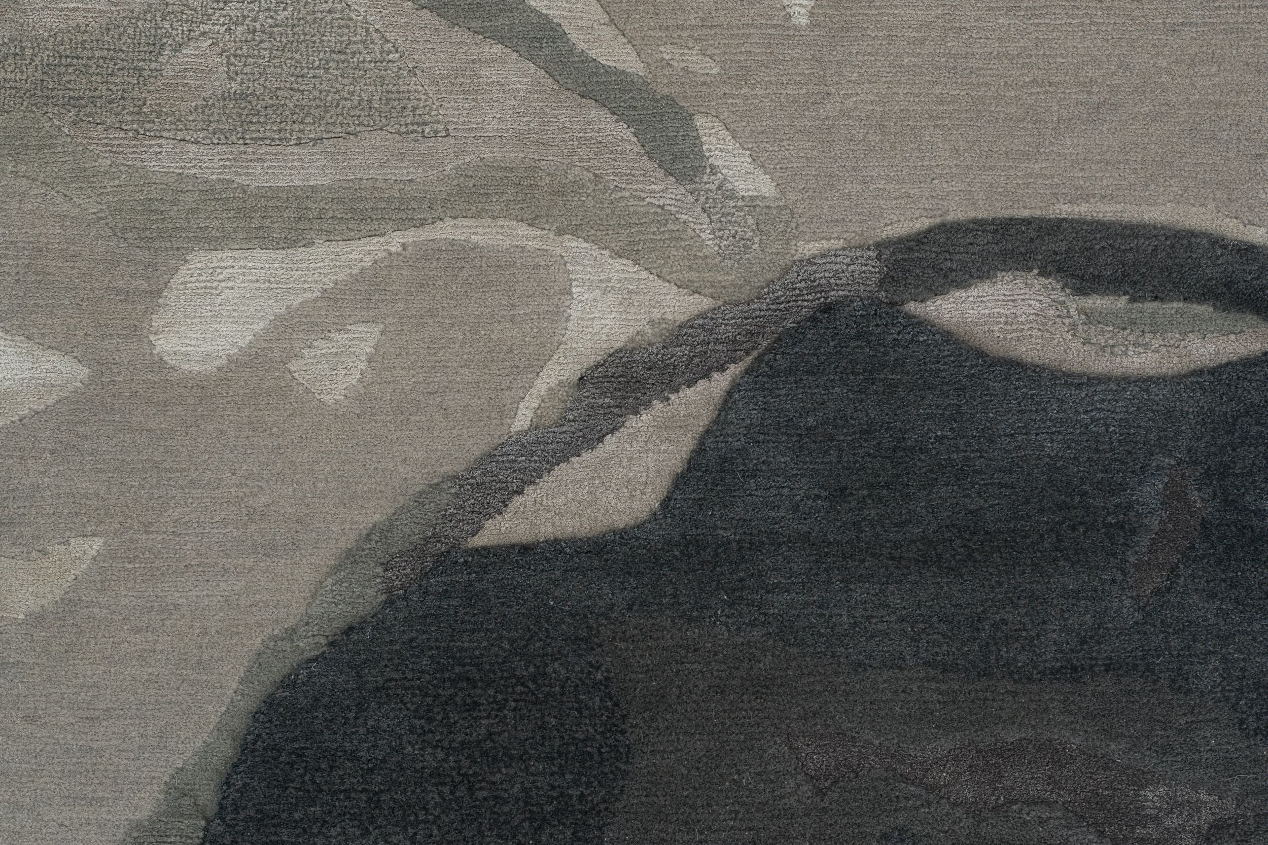 #color_Charcoal