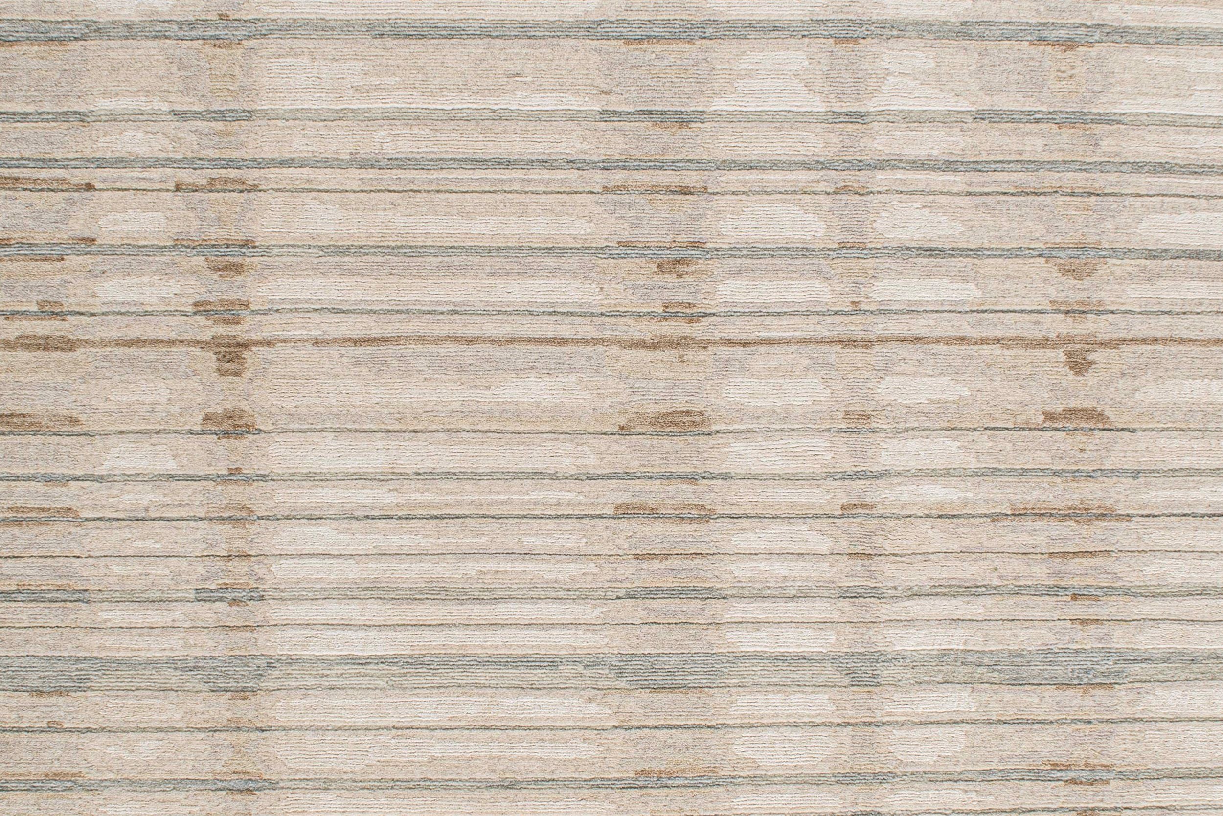 #color_Taupe