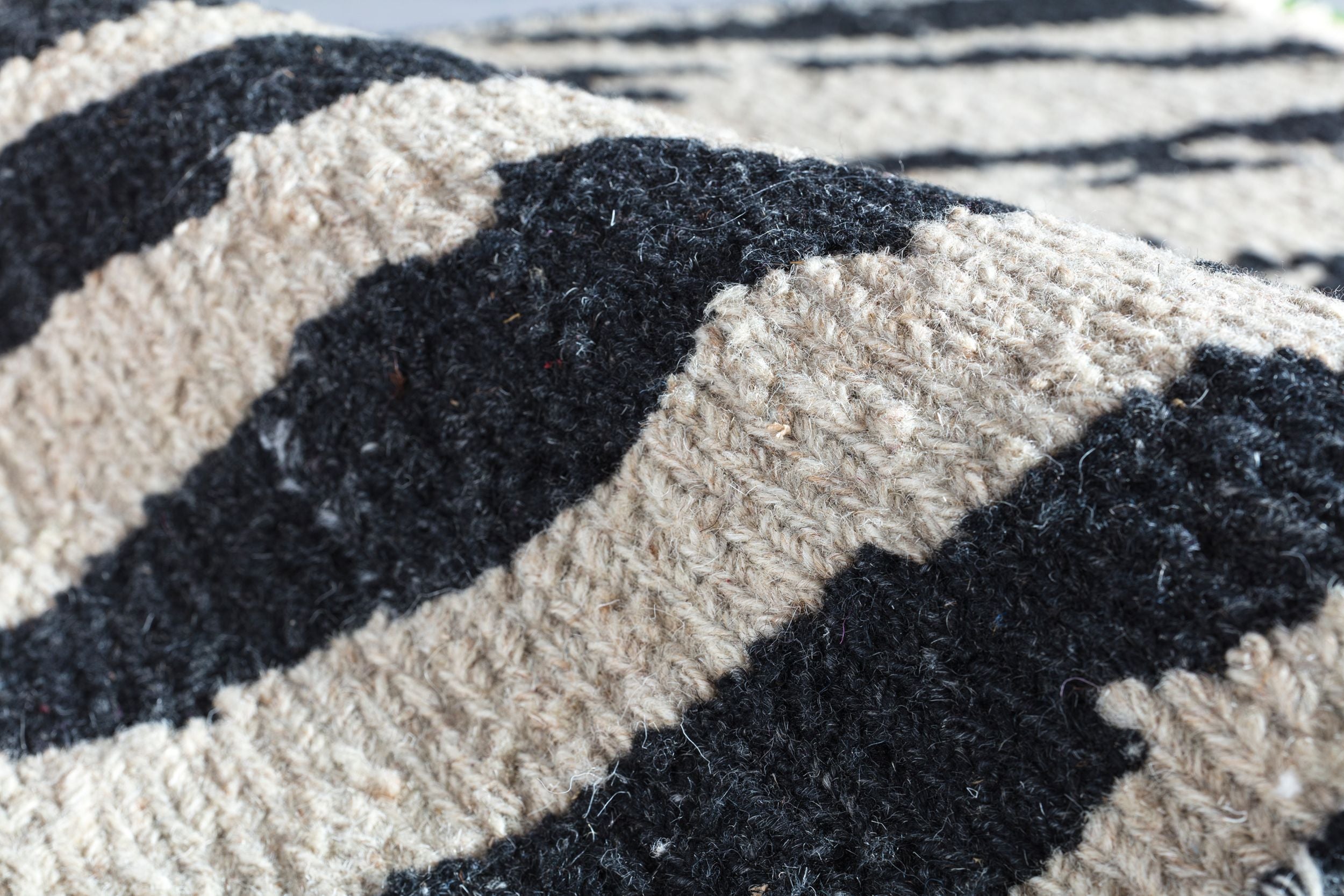 #color_Black / Camel