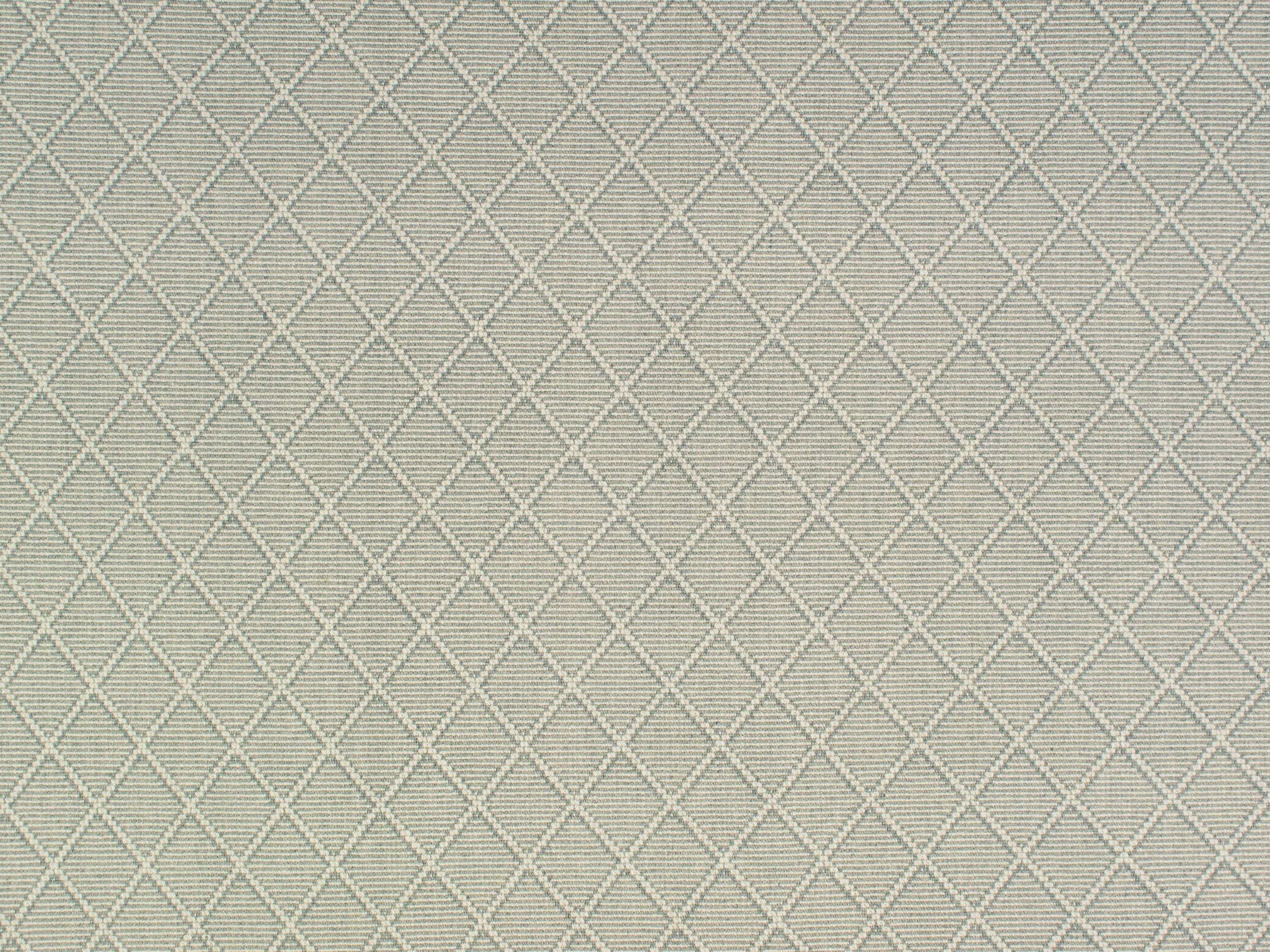 #color_Platinum