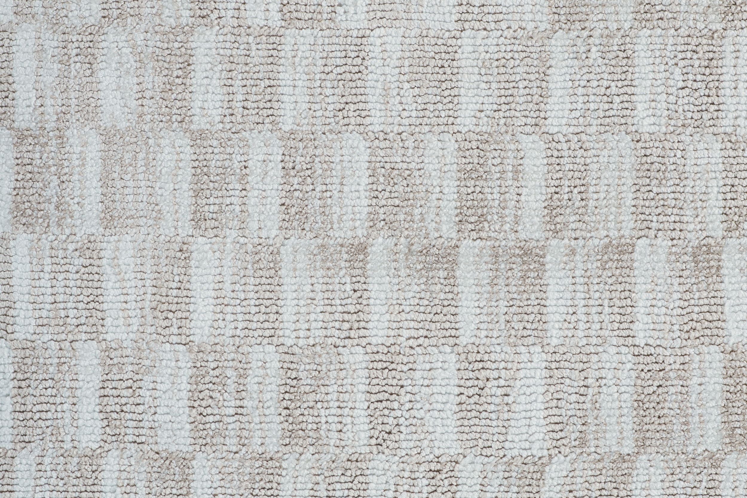 #color_Taupe