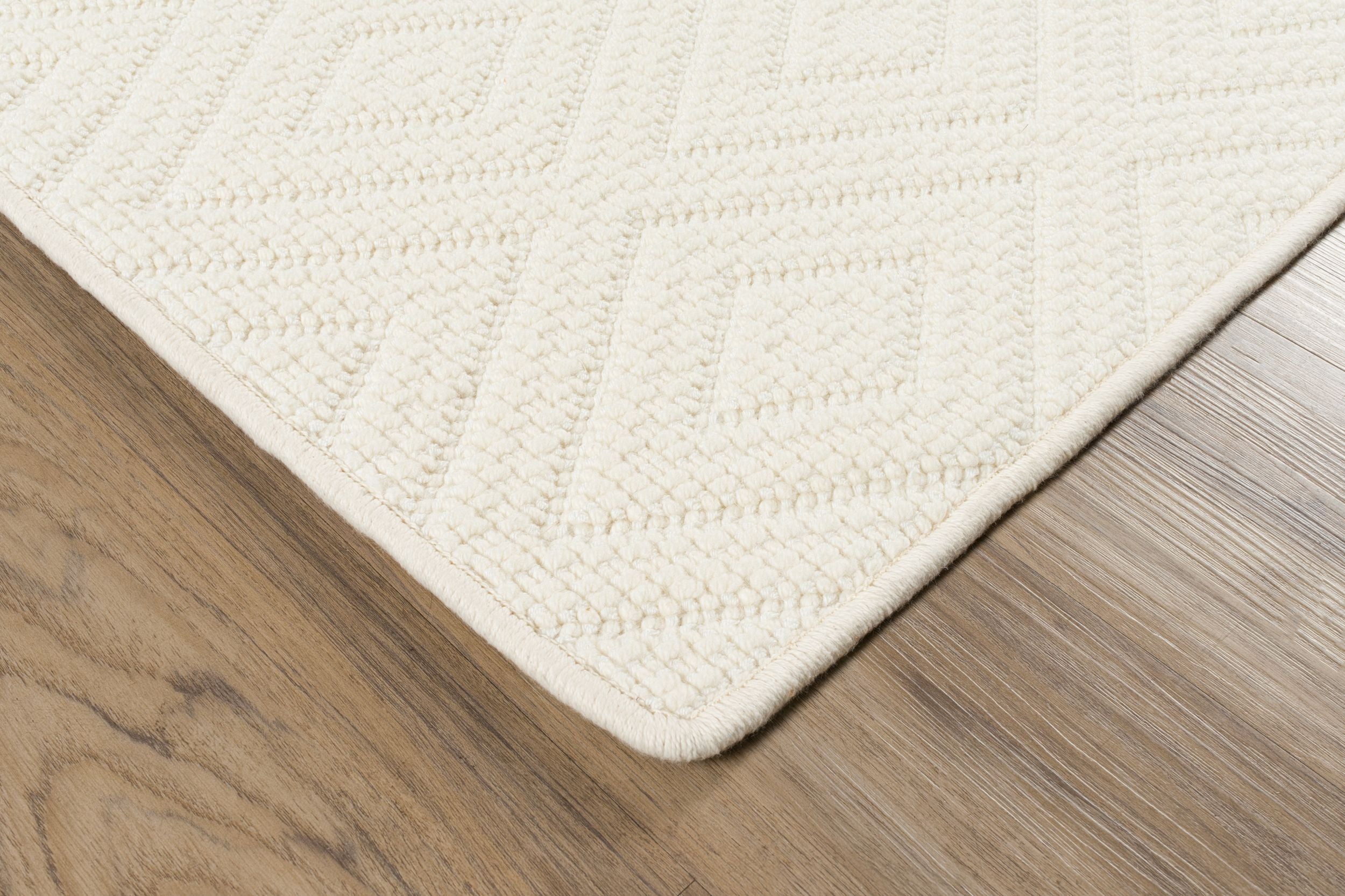 STARK Erin Tailored Carpet