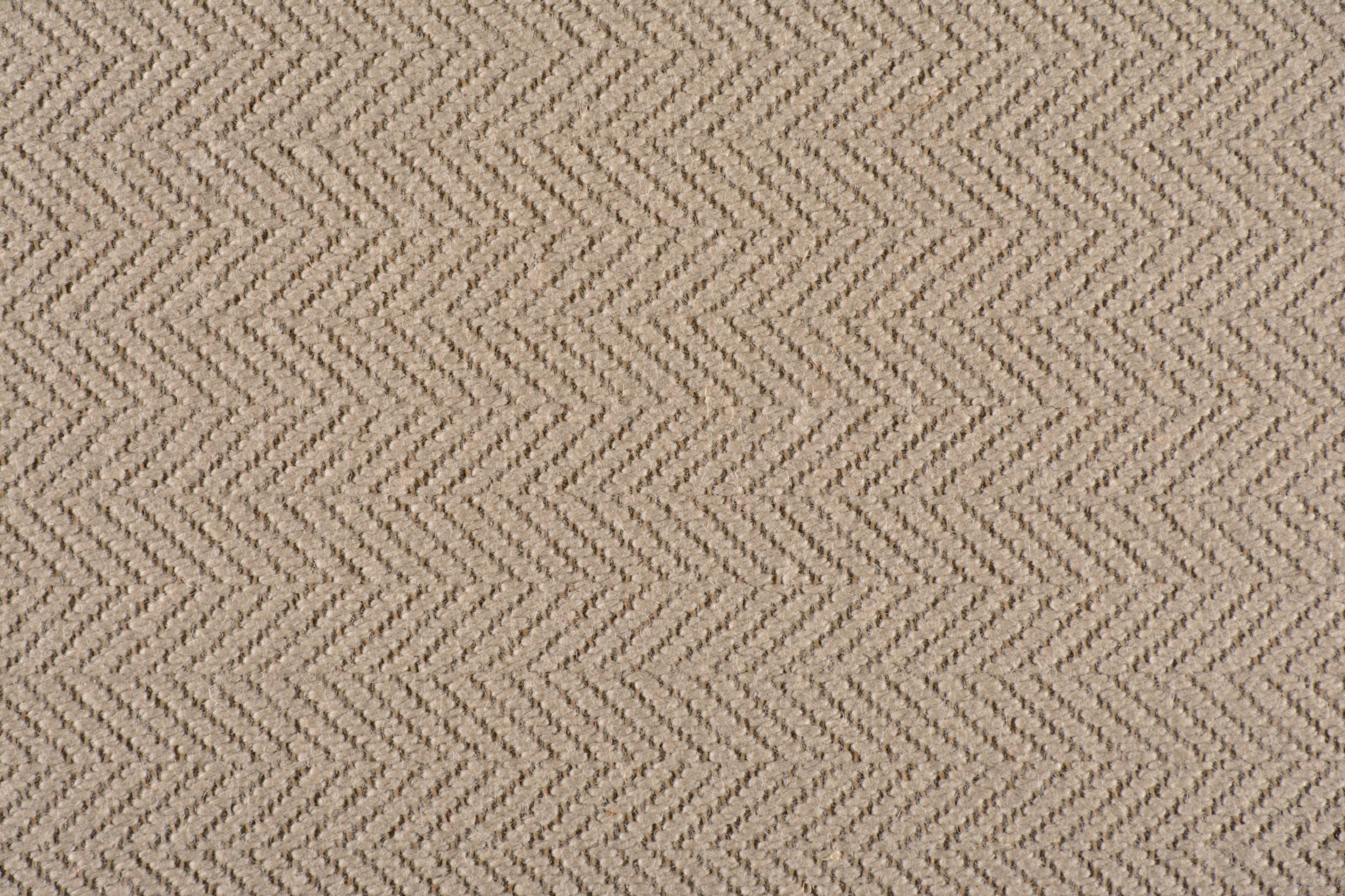 #color_Taupe