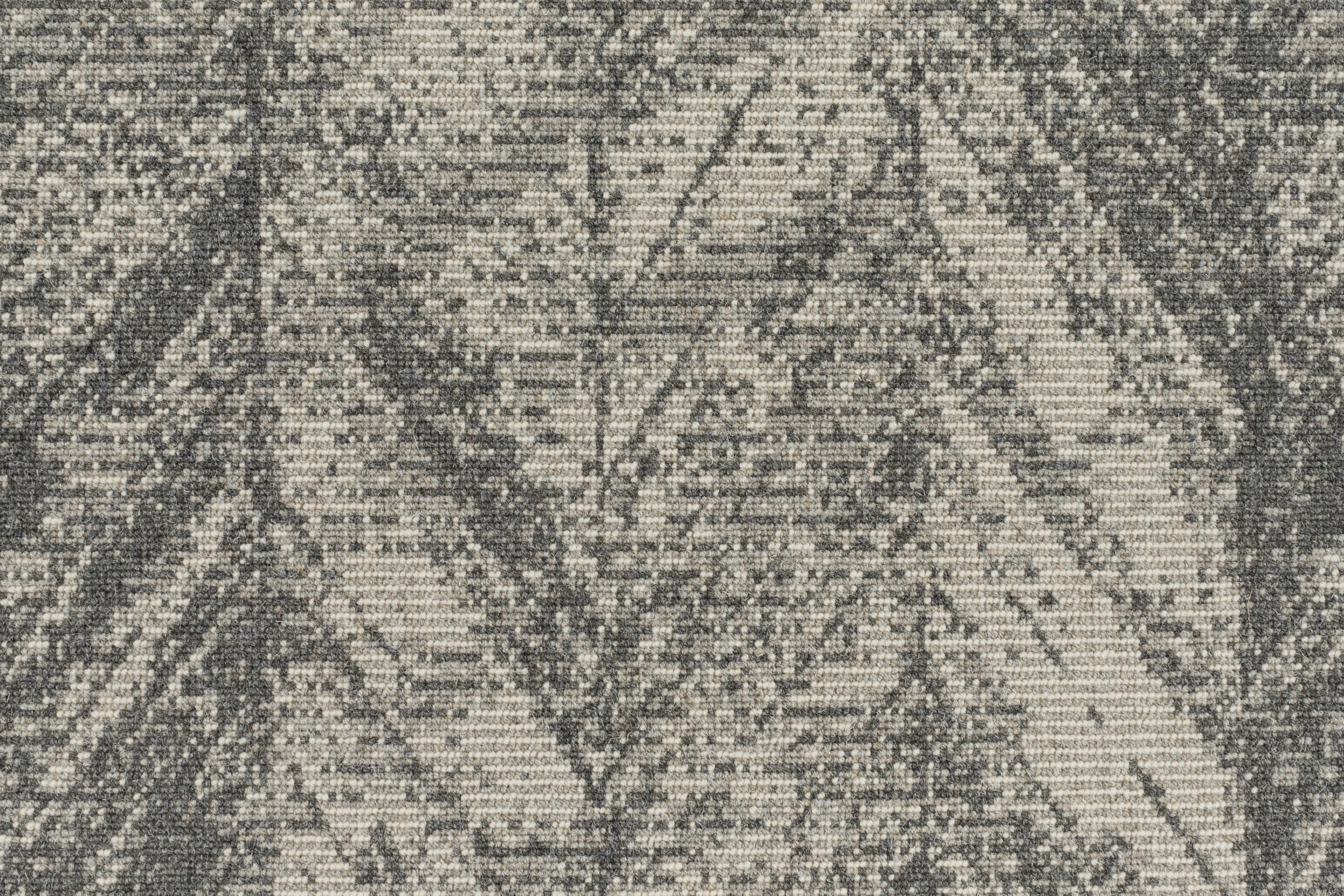 #color_Graphite