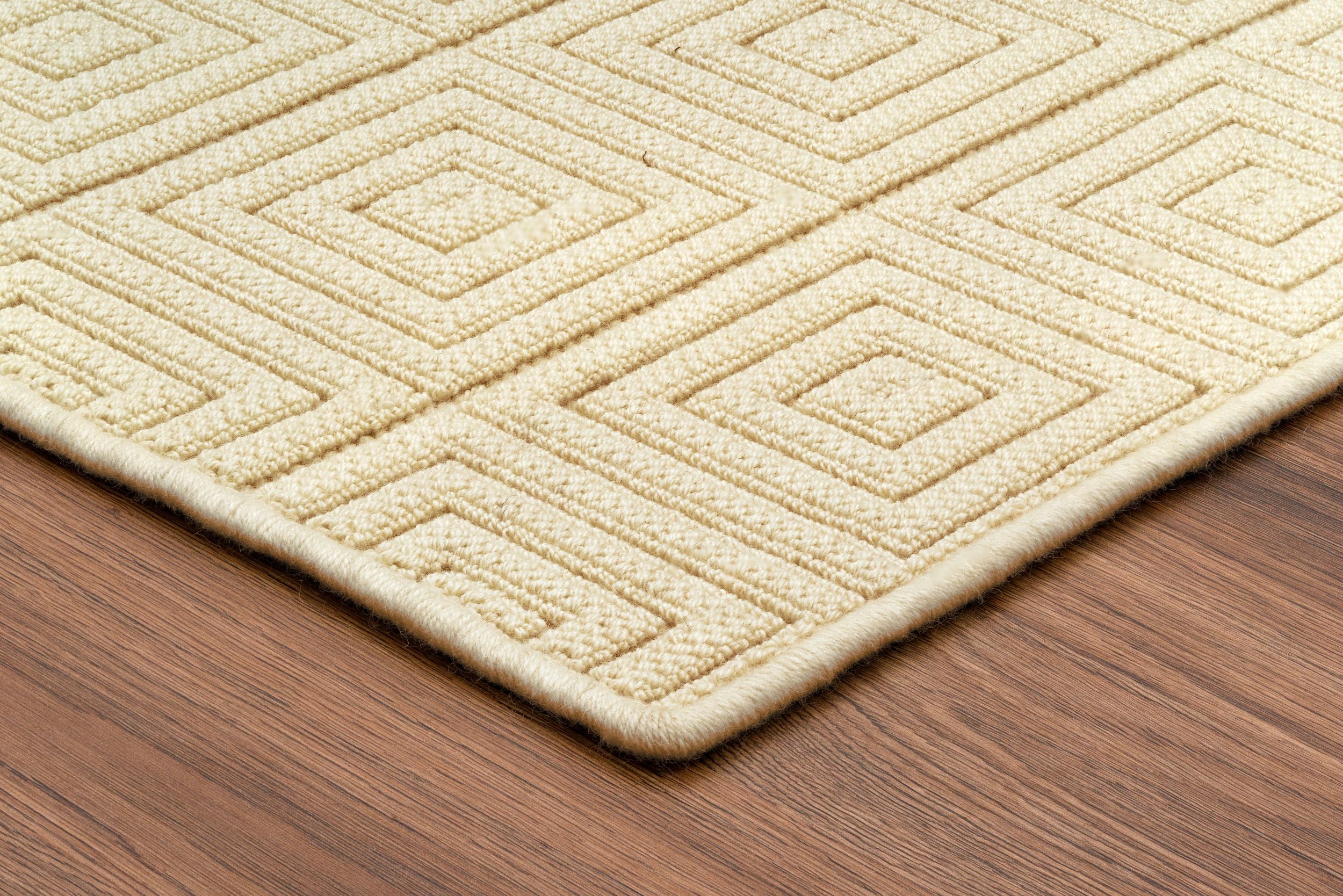 #color_Snow White