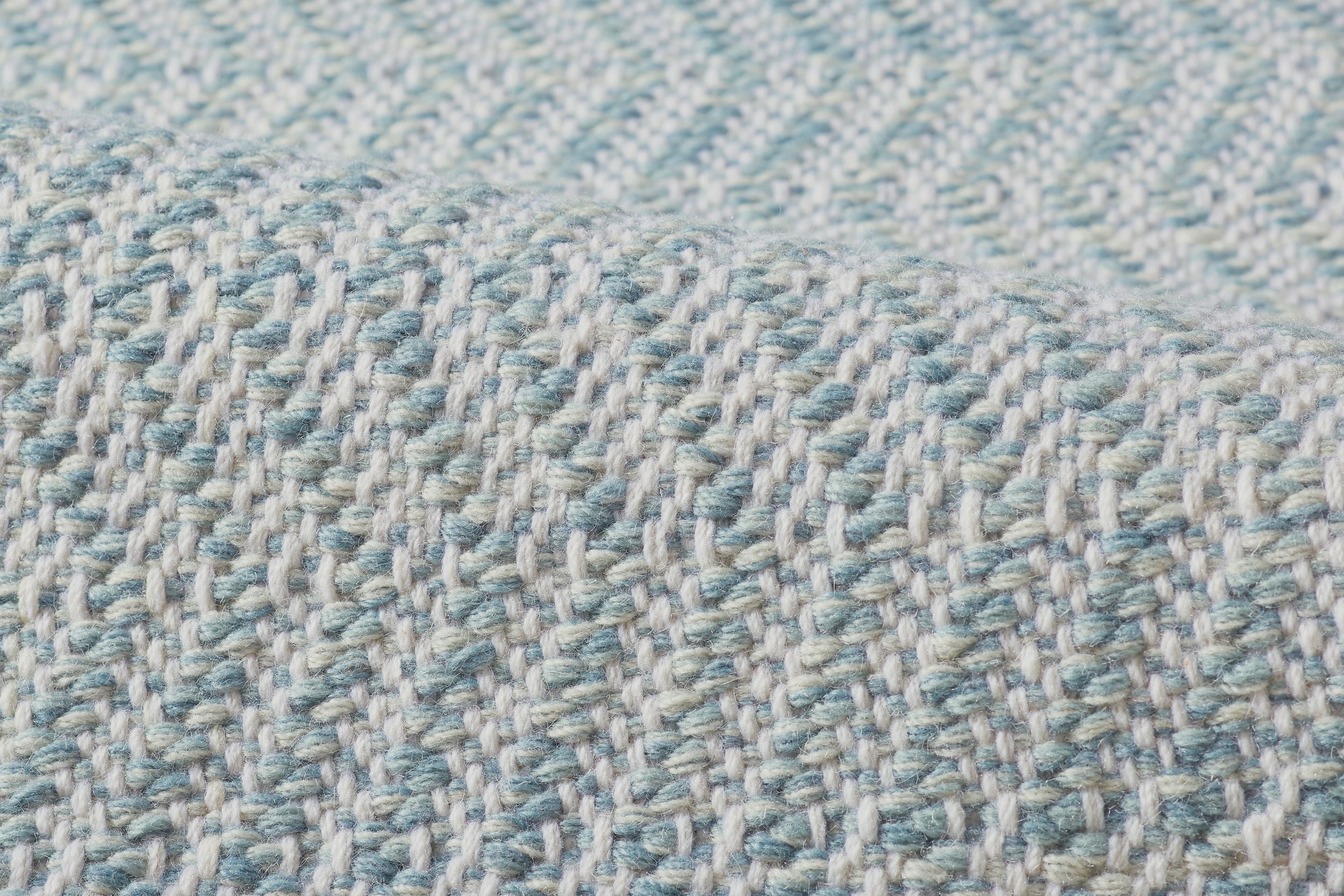 #color_Ivory