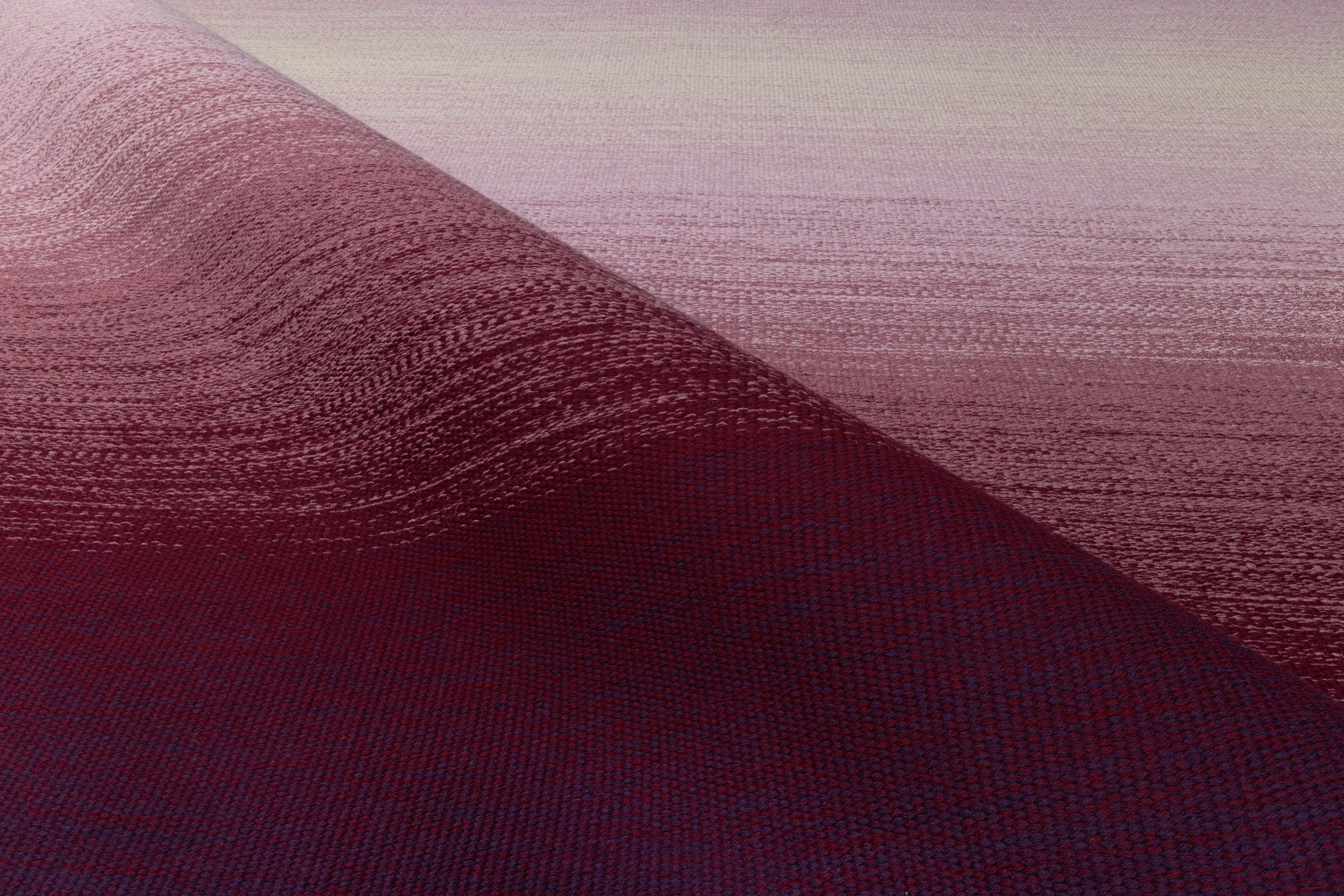 #color_Mulberry