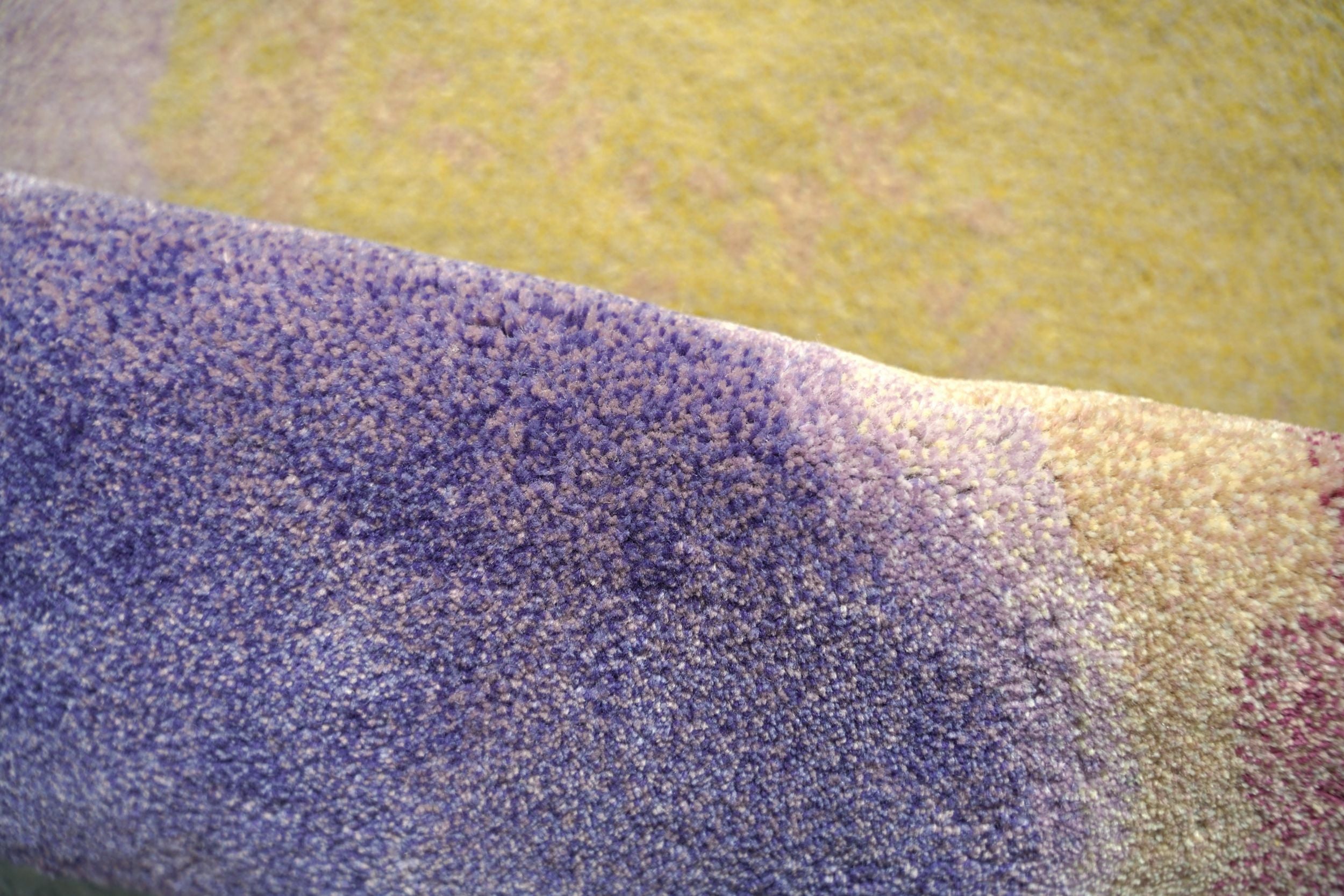 #color_Lavender Field