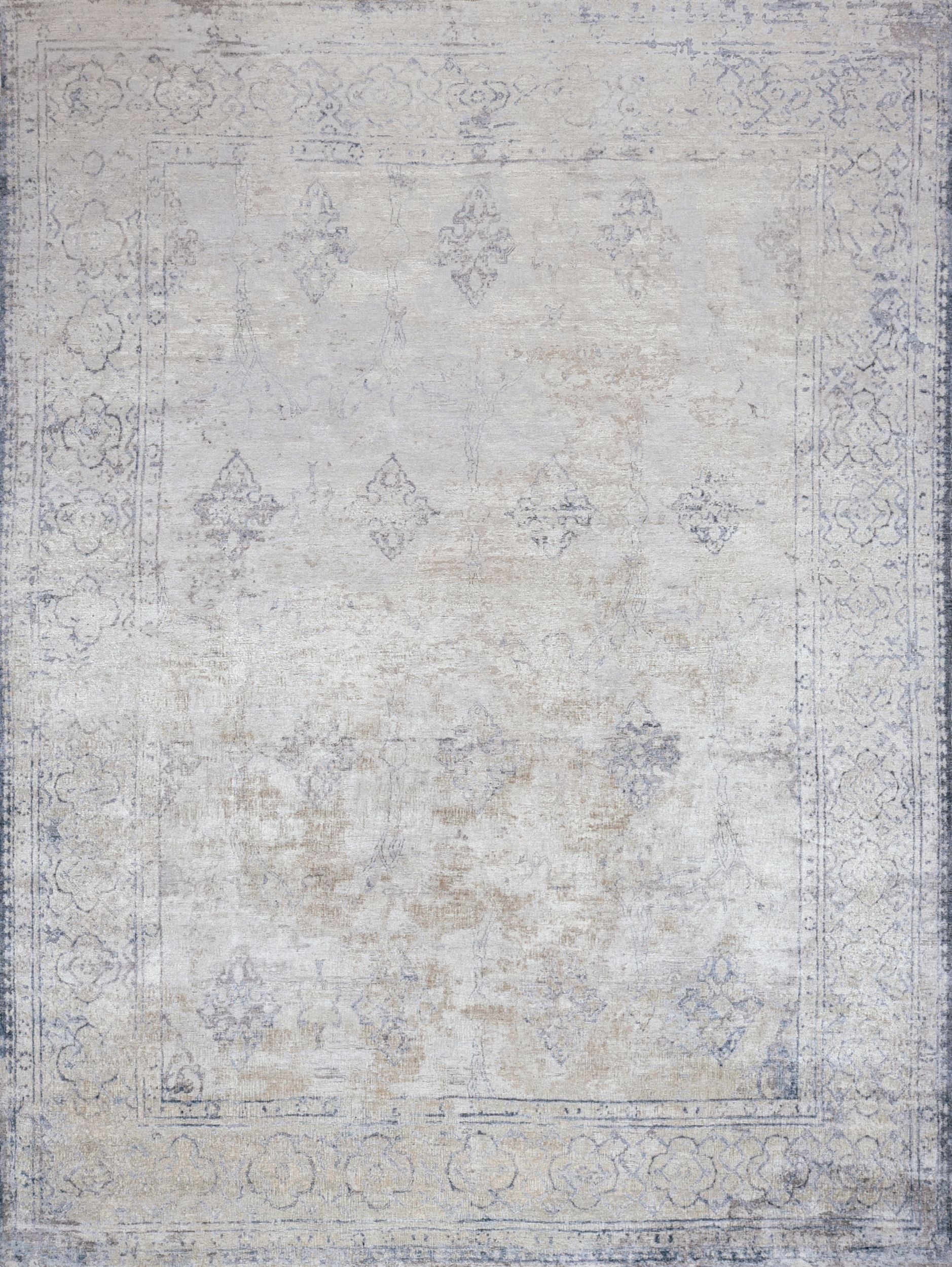 STARK Zoella Traditional Rug