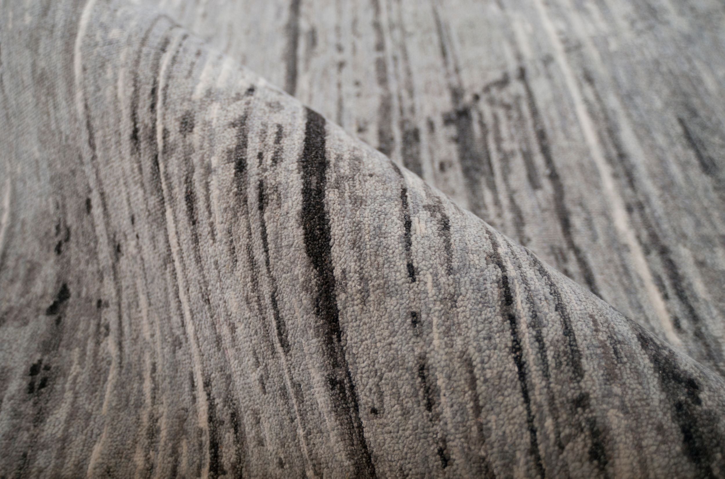 #color_Taupe