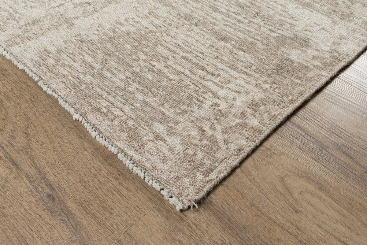 #color_Taupe