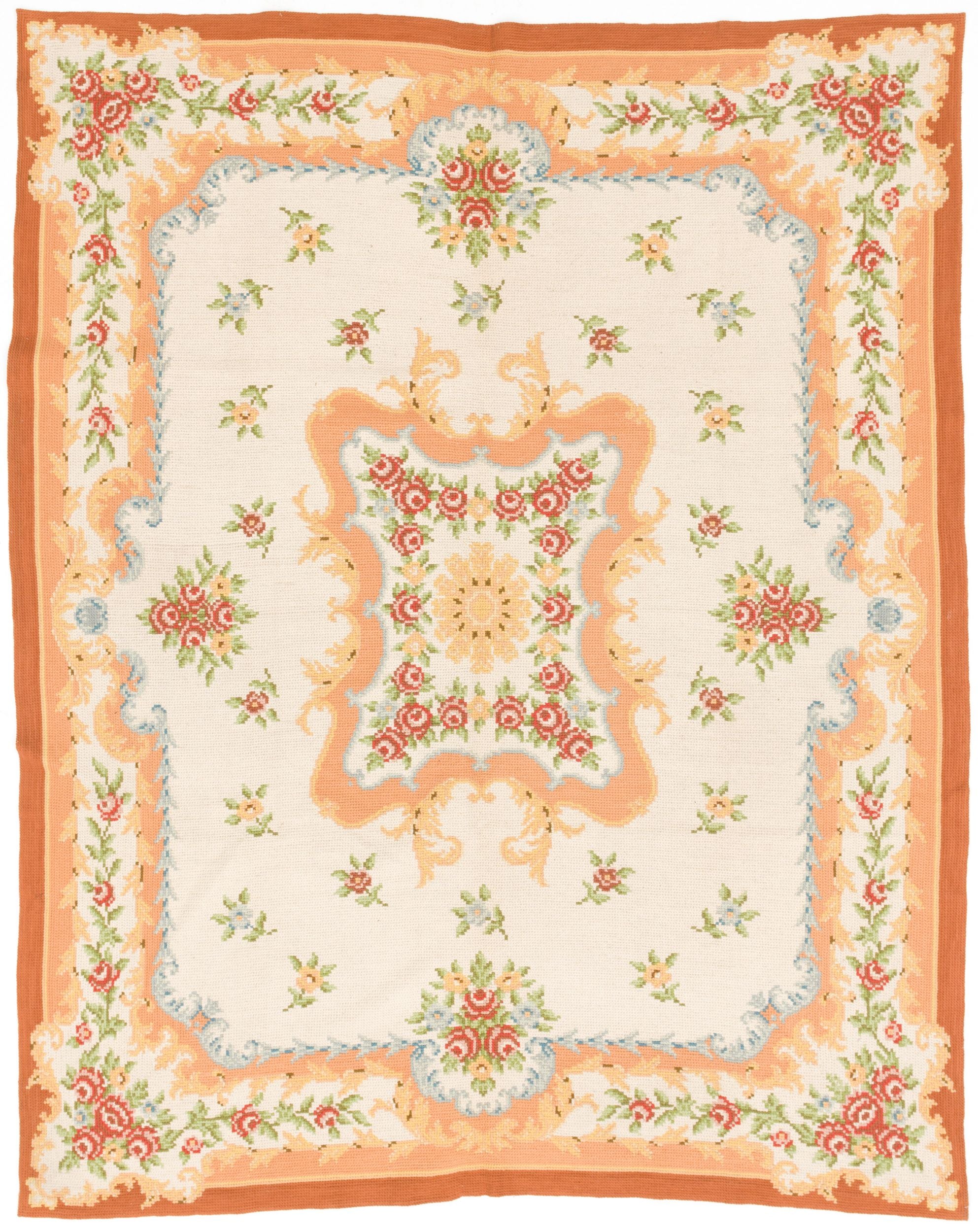 #color_Antique White